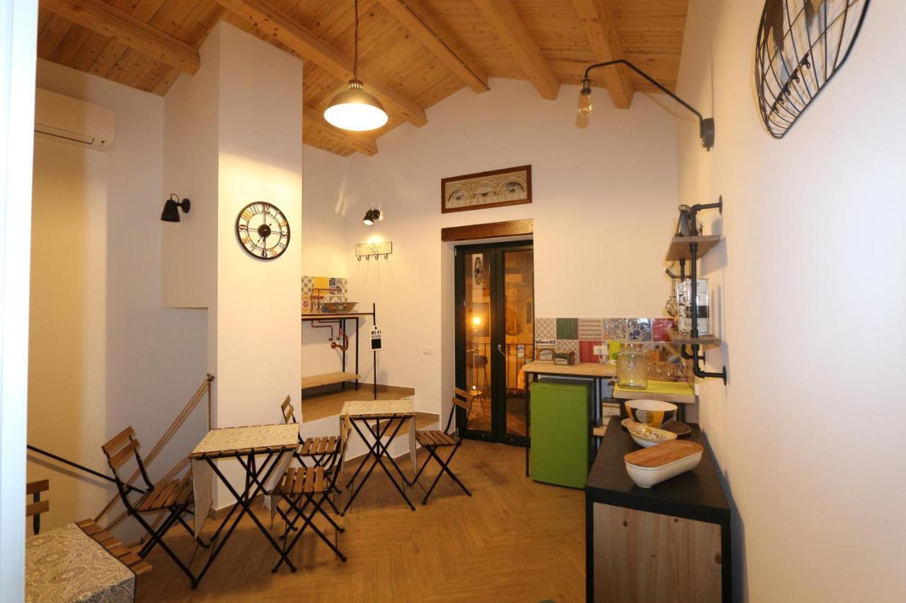 Torre's Camere&caffè Monreale Esterno foto